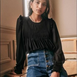 NWT SEZANE EVA RUFFLED AND PLEATED BLOUSE